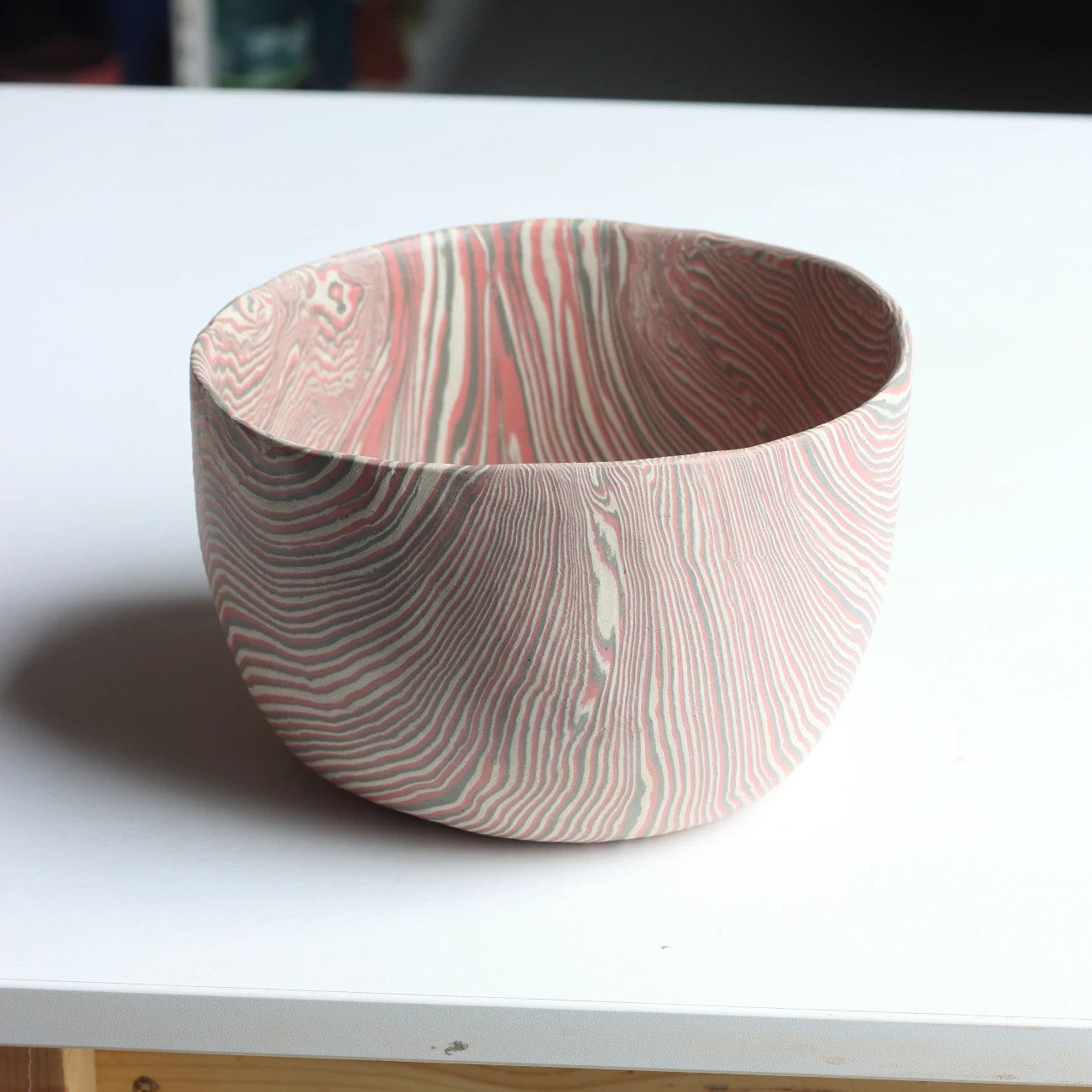Large Nerikomi Bowl / Pink - Image 2